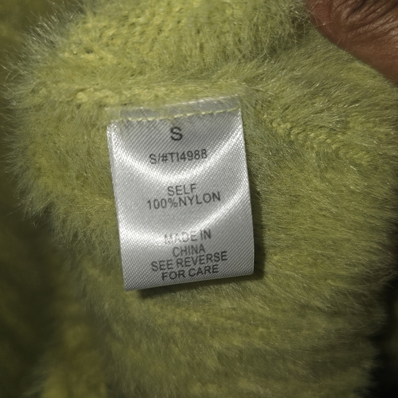 Better Be Neon Green Cropped Cardigan - Picture 4 of 9